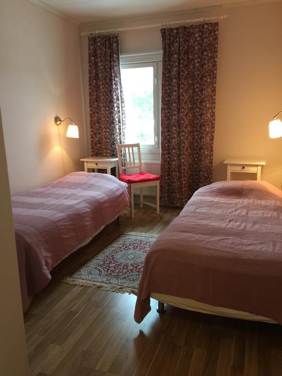 Box Bed & Breakfast מראה חיצוני תמונה