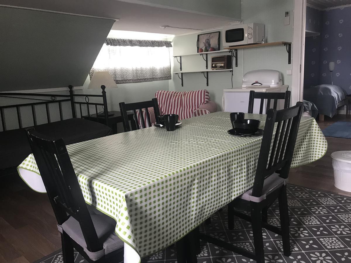 Box Bed & Breakfast מראה חיצוני תמונה